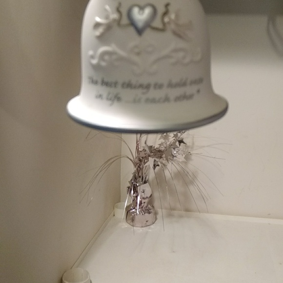 Silver lined porcelain wedding bell - Picture 4 of 5